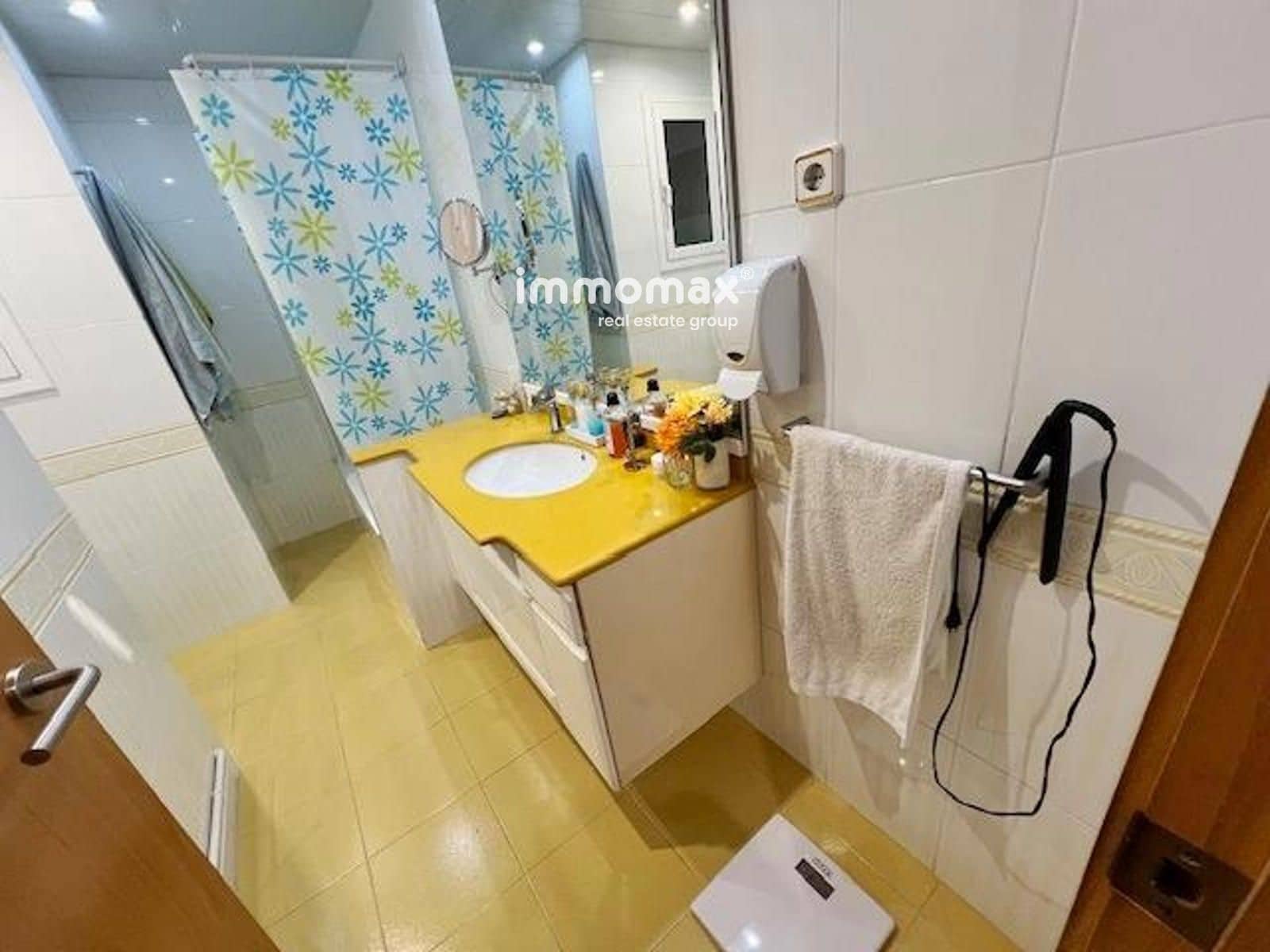 2 soveværelse Penthouse til salg i Sant Feliu de Llobregat - € 398.500 (Ref: 9013637)