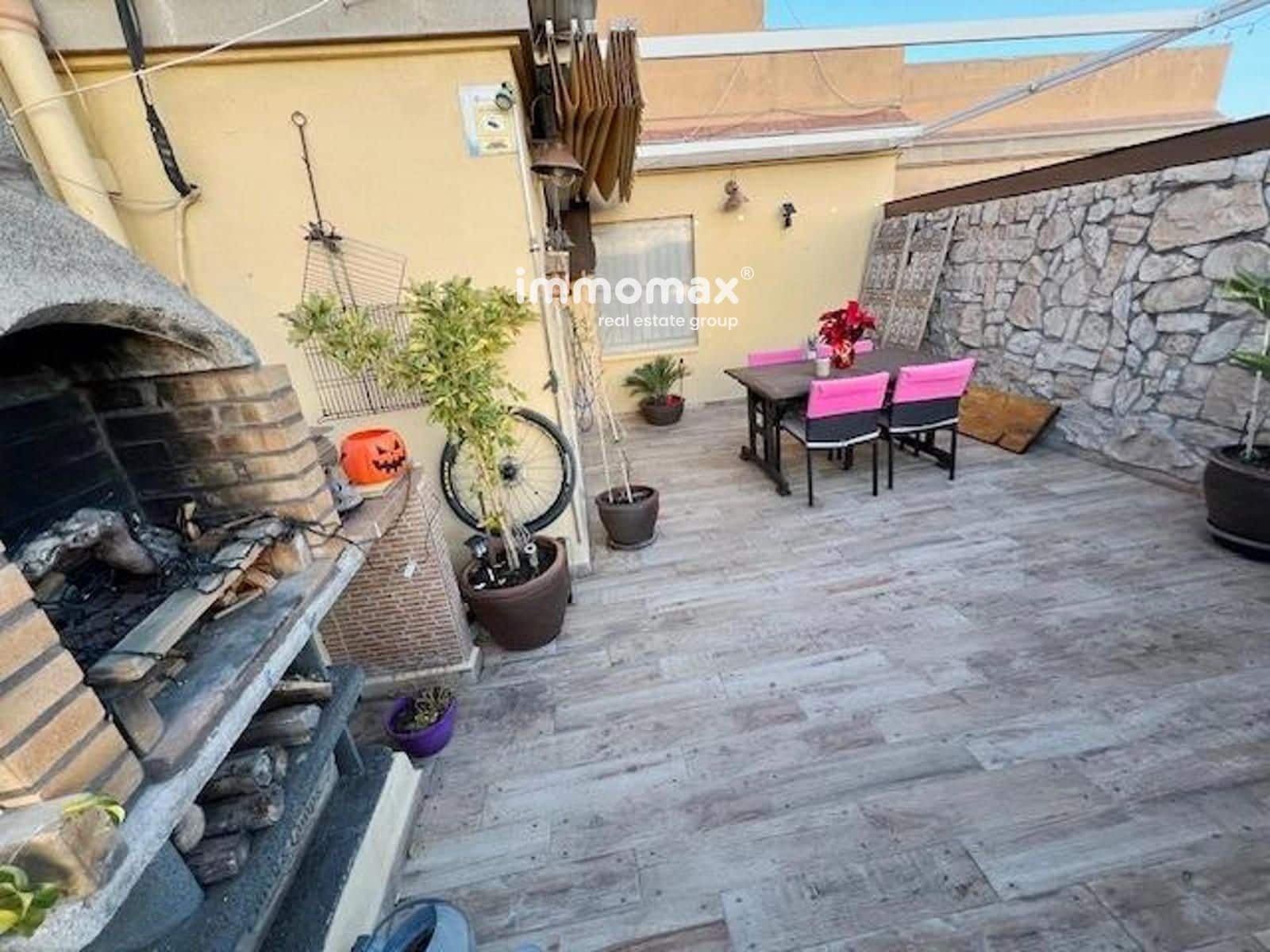 2 soveværelse Penthouse til salg i Sant Feliu de Llobregat - € 398.500 (Ref: 9013637)