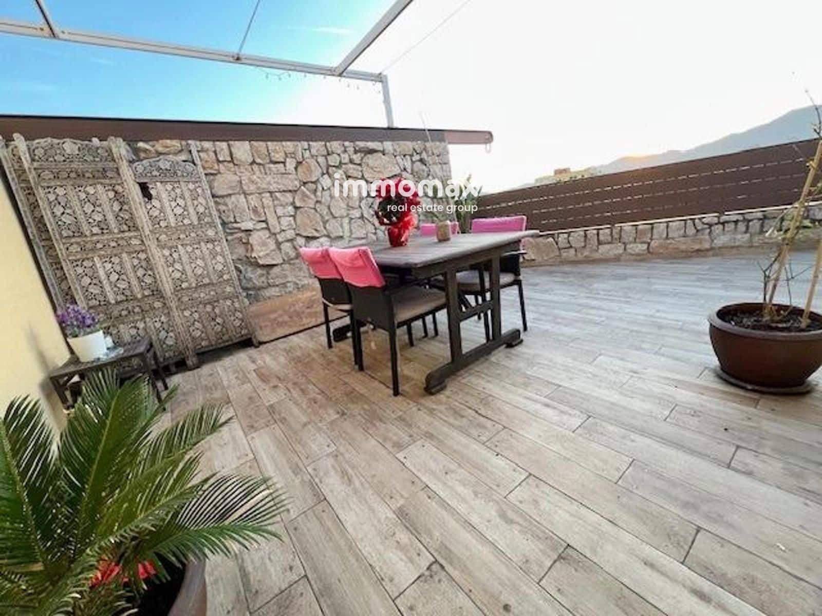 2 soveværelse Penthouse til salg i Sant Feliu de Llobregat - € 398.500 (Ref: 9013637)