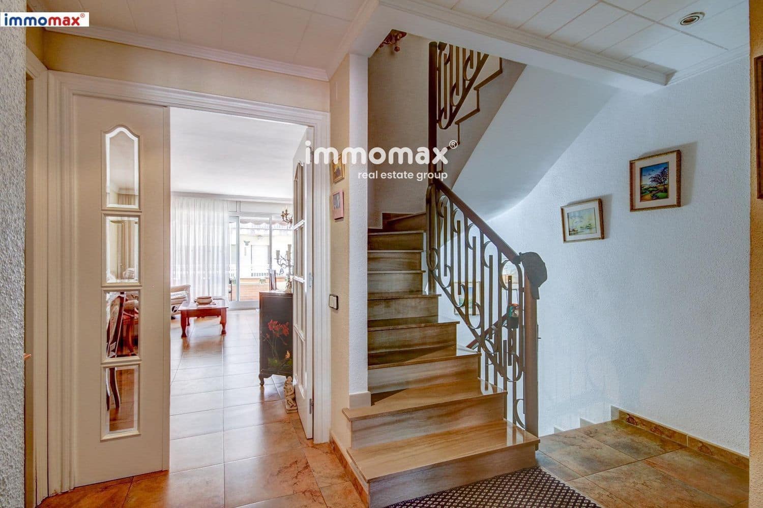 4 soveværelse Byhus til salg i Sant Boi de Llobregat med swimmingpool garage - € 550.000 (Ref: 9024891)