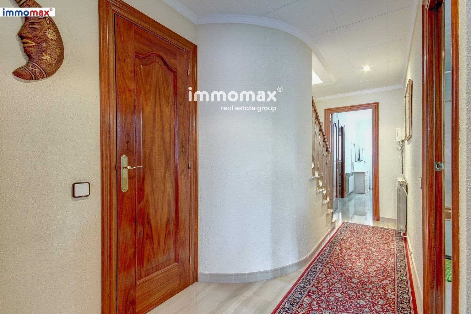 4 soveværelse Byhus til salg i Sant Boi de Llobregat med swimmingpool garage - € 550.000 (Ref: 9024891)