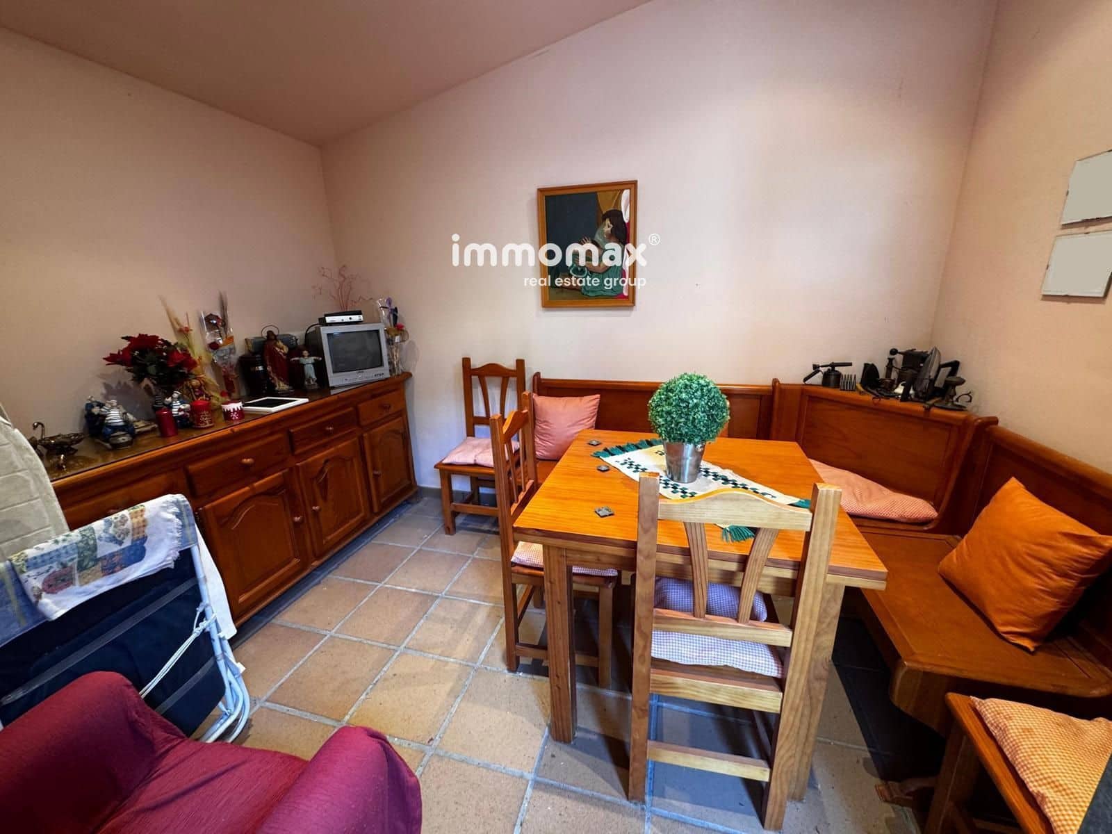 3 bedroom Villa for sale in Vallirana with garage - € 440,000 (Ref: 9036070)