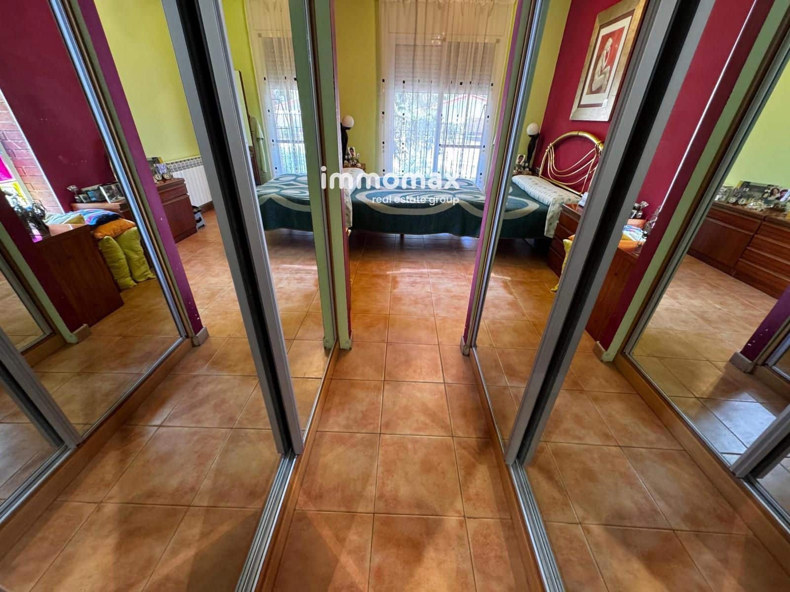 3 bedroom Villa for sale in Vallirana with garage - € 440,000 (Ref: 9036070)