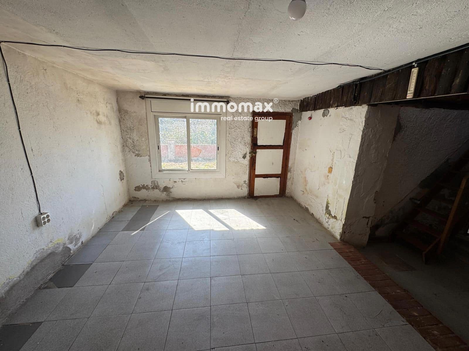 Chalet de 4 habitaciones en Piera en venta - 87.000 € (Ref: 9037050)