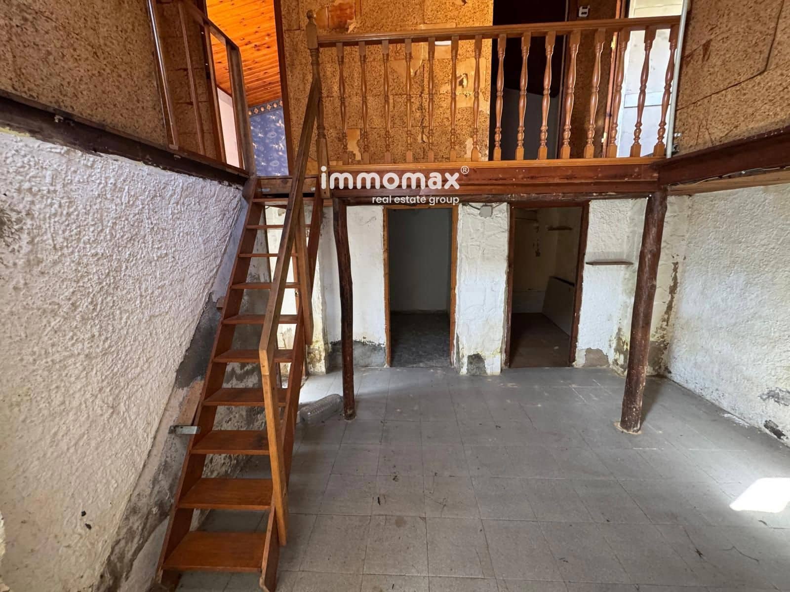 Chalet de 4 habitaciones en Piera en venta - 87.000 € (Ref: 9037050)