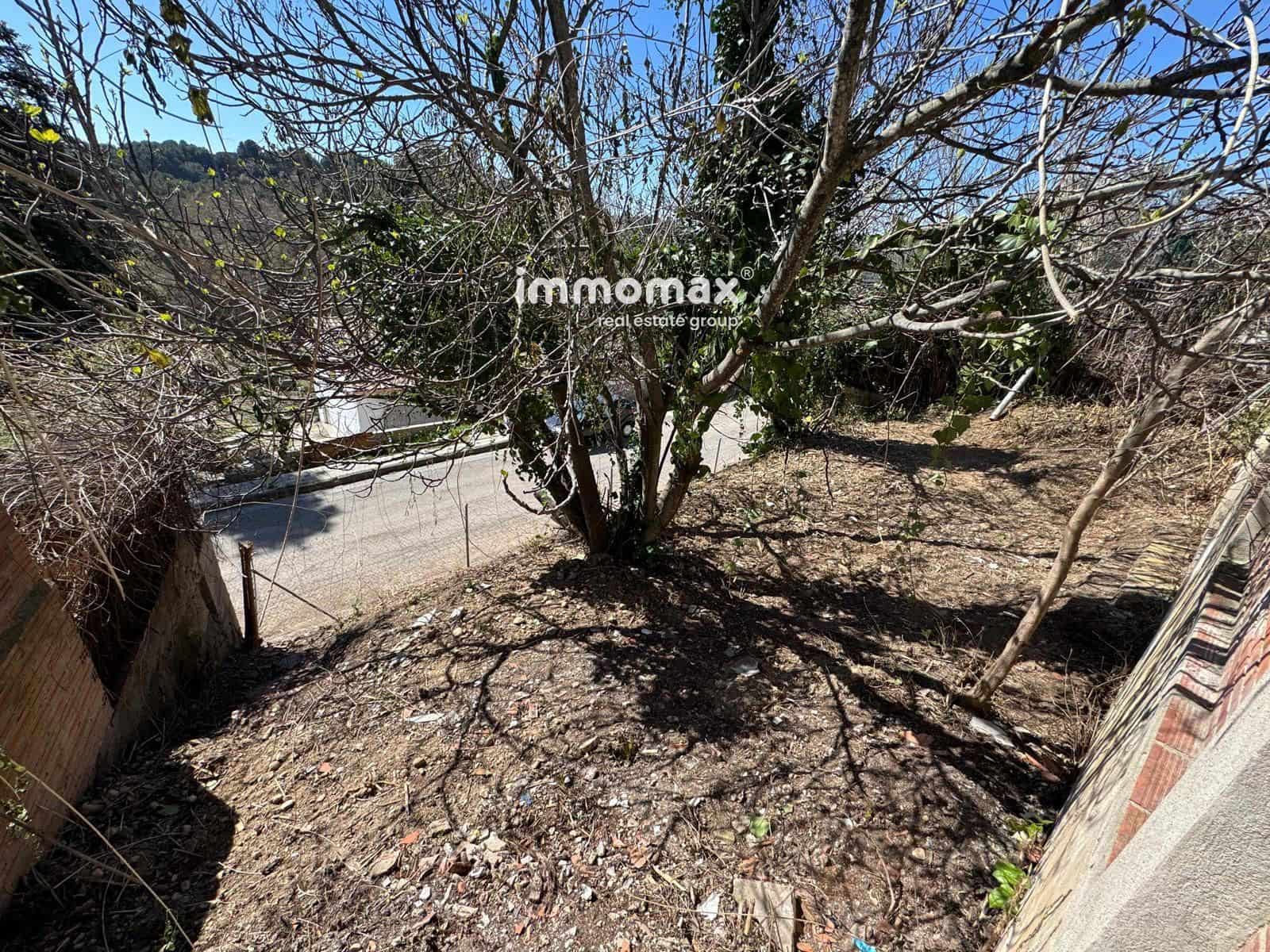 Chalet de 4 habitaciones en Piera en venta - 87.000 € (Ref: 9037050)