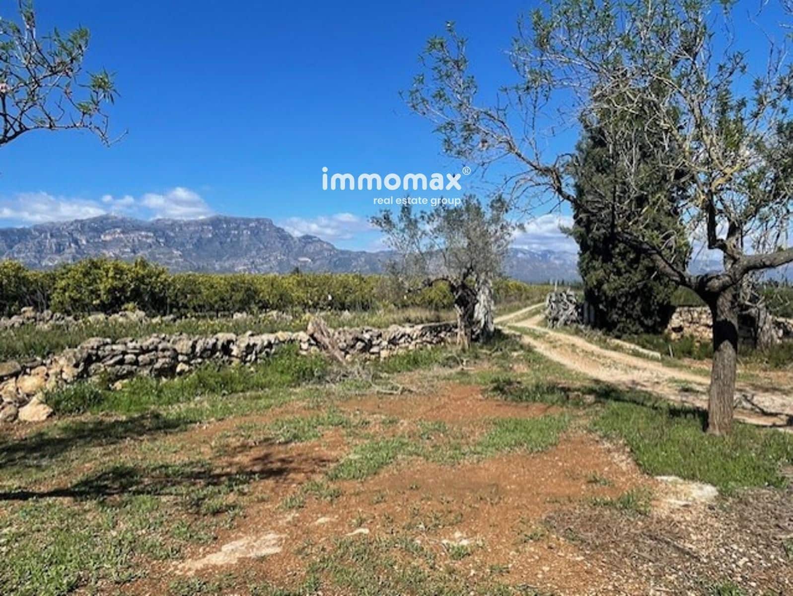 Grunde uden byggetilladelser til salg i Roquetes - € 69.500 (Ref: 9061534)