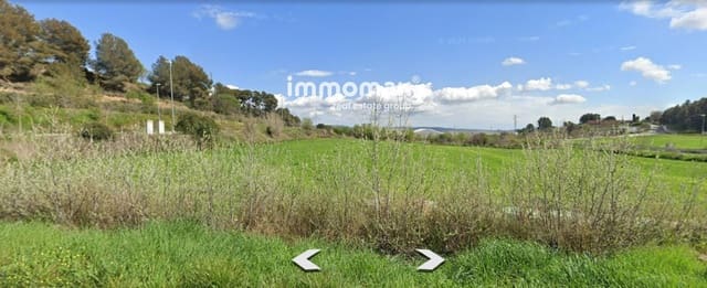 Tomt till salu i Barcelona stad - 269 000 € (Ref: 9105182)