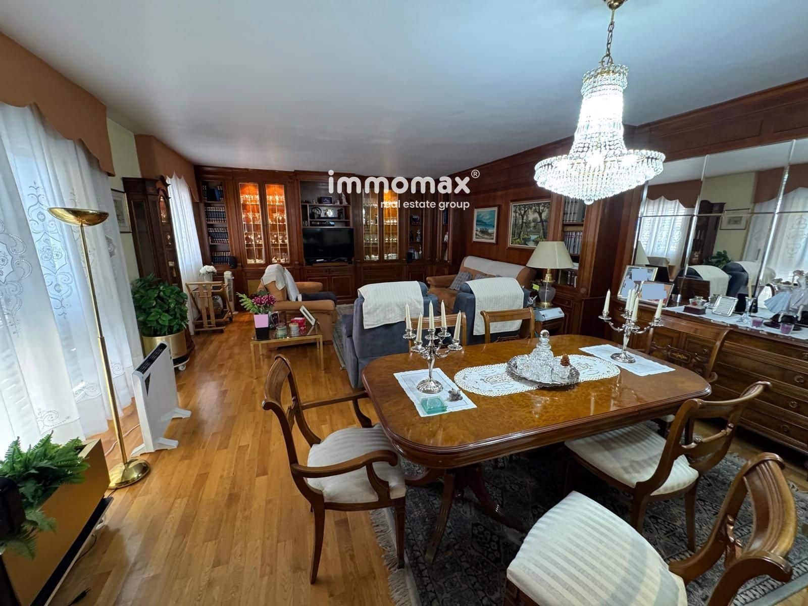 5 soverom Villa til salgs i Viladecans med svømmebasseng garasje - € 835 000 (Ref: 9151146)