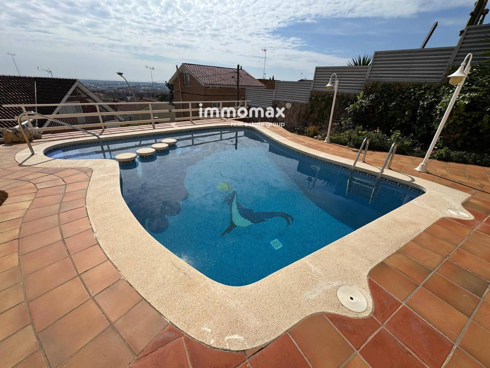 5 soverom Villa til salgs i Viladecans med svømmebasseng garasje - € 835 000 (Ref: 9151146)