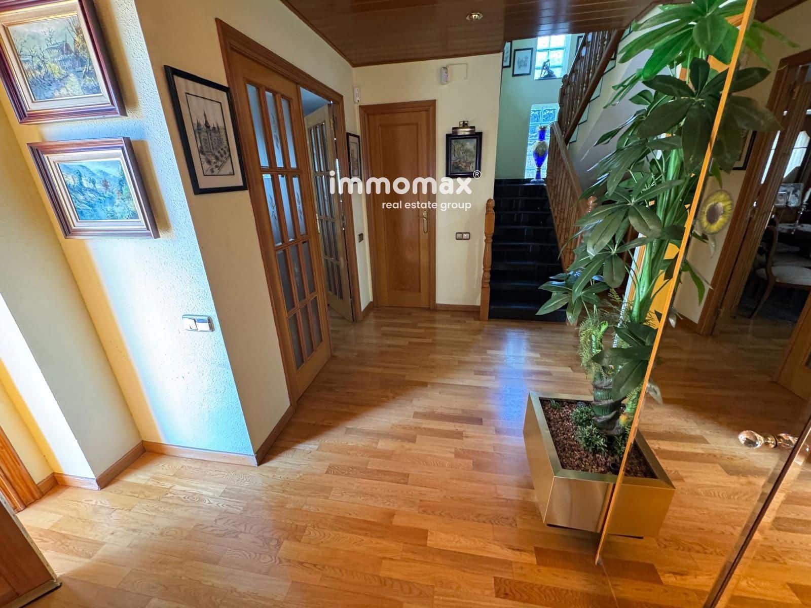 5 soverom Villa til salgs i Viladecans med svømmebasseng garasje - € 835 000 (Ref: 9151146)