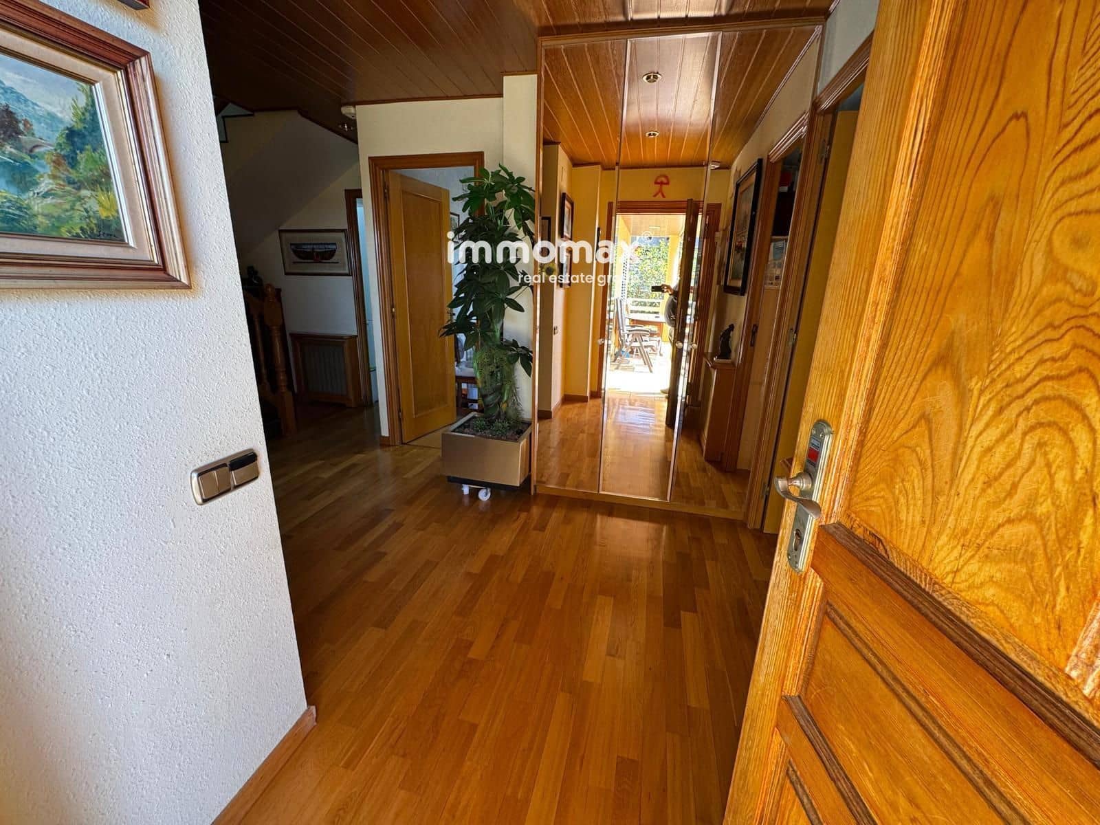 5 soverom Villa til salgs i Viladecans med svømmebasseng garasje - € 835 000 (Ref: 9151146)