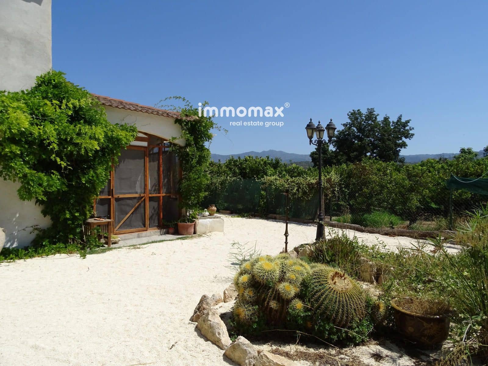 2 soveværelse Villa til salg i Bitem med swimmingpool - € 315.000 (Ref: 9152731)