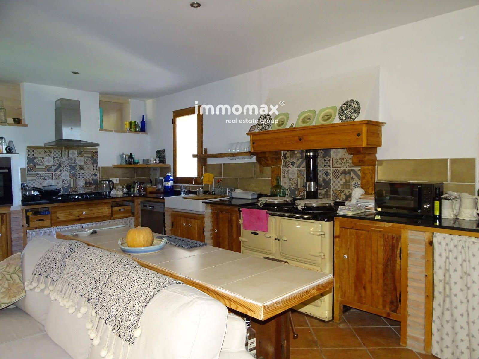 2 soveværelse Villa til salg i Bitem med swimmingpool - € 315.000 (Ref: 9152731)