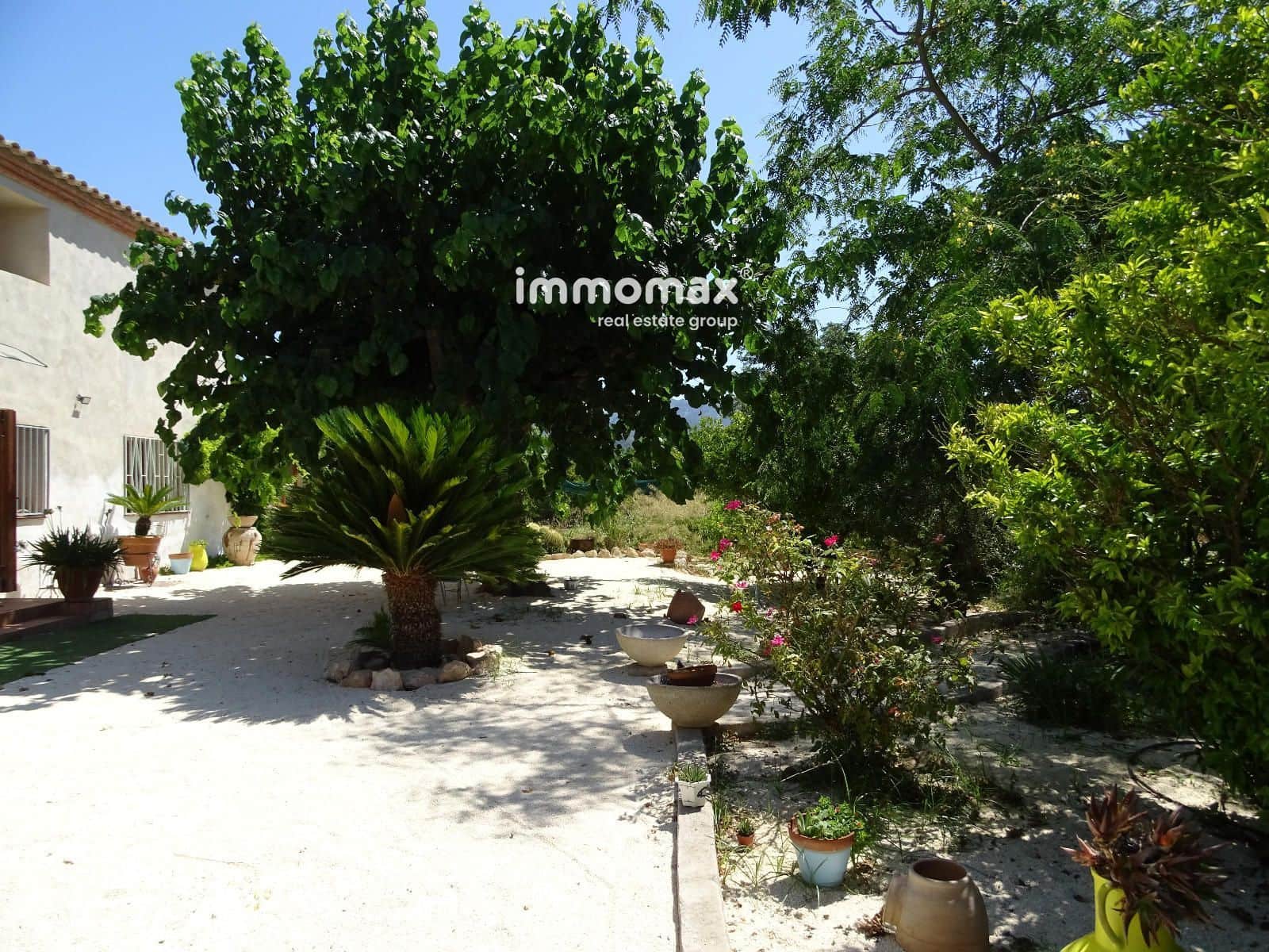 2 soveværelse Villa til salg i Bitem med swimmingpool - € 315.000 (Ref: 9152731)