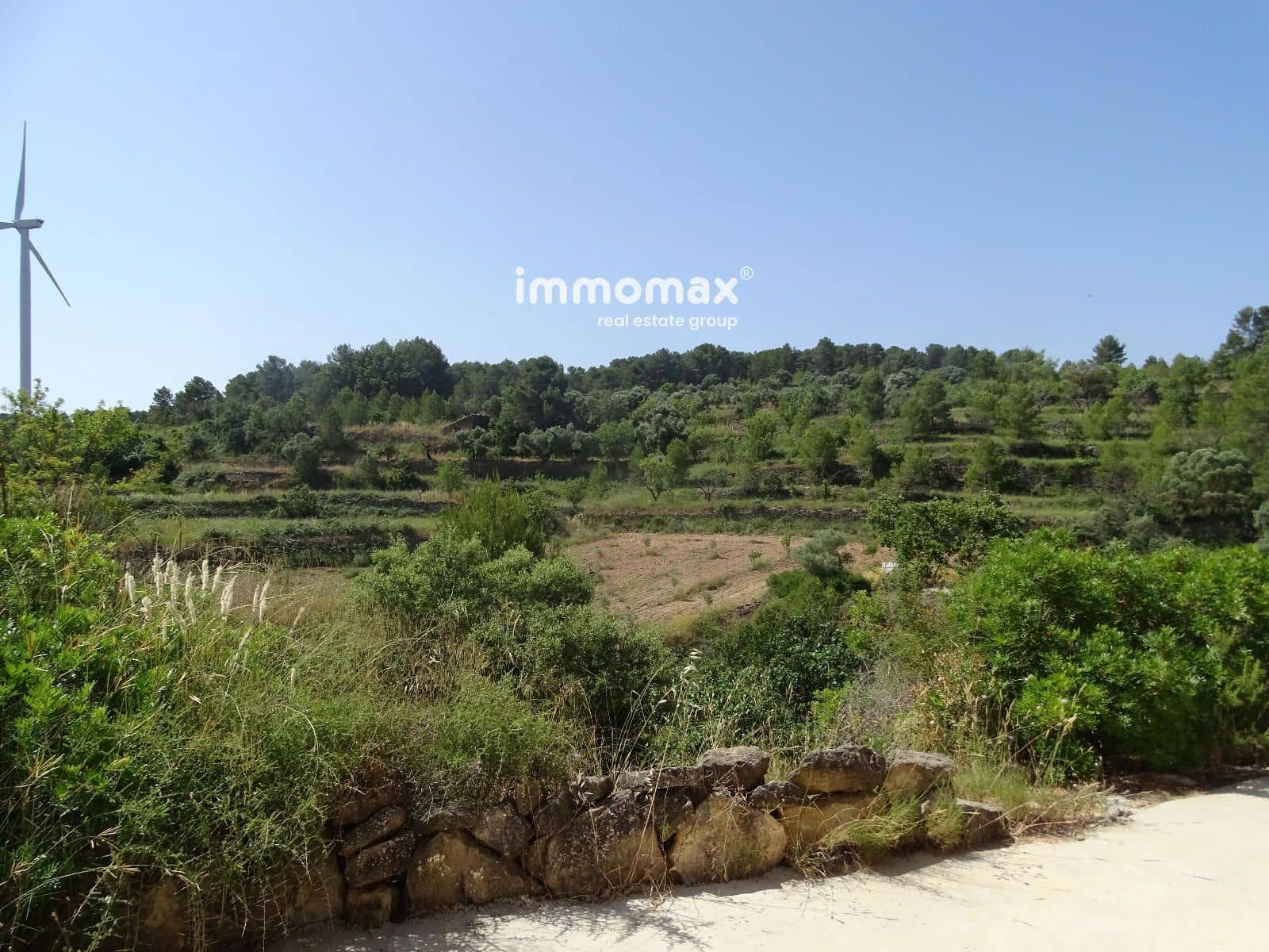 Grunde uden byggetilladelser til salg i Caseres - € 59.000 (Ref: 9152732)