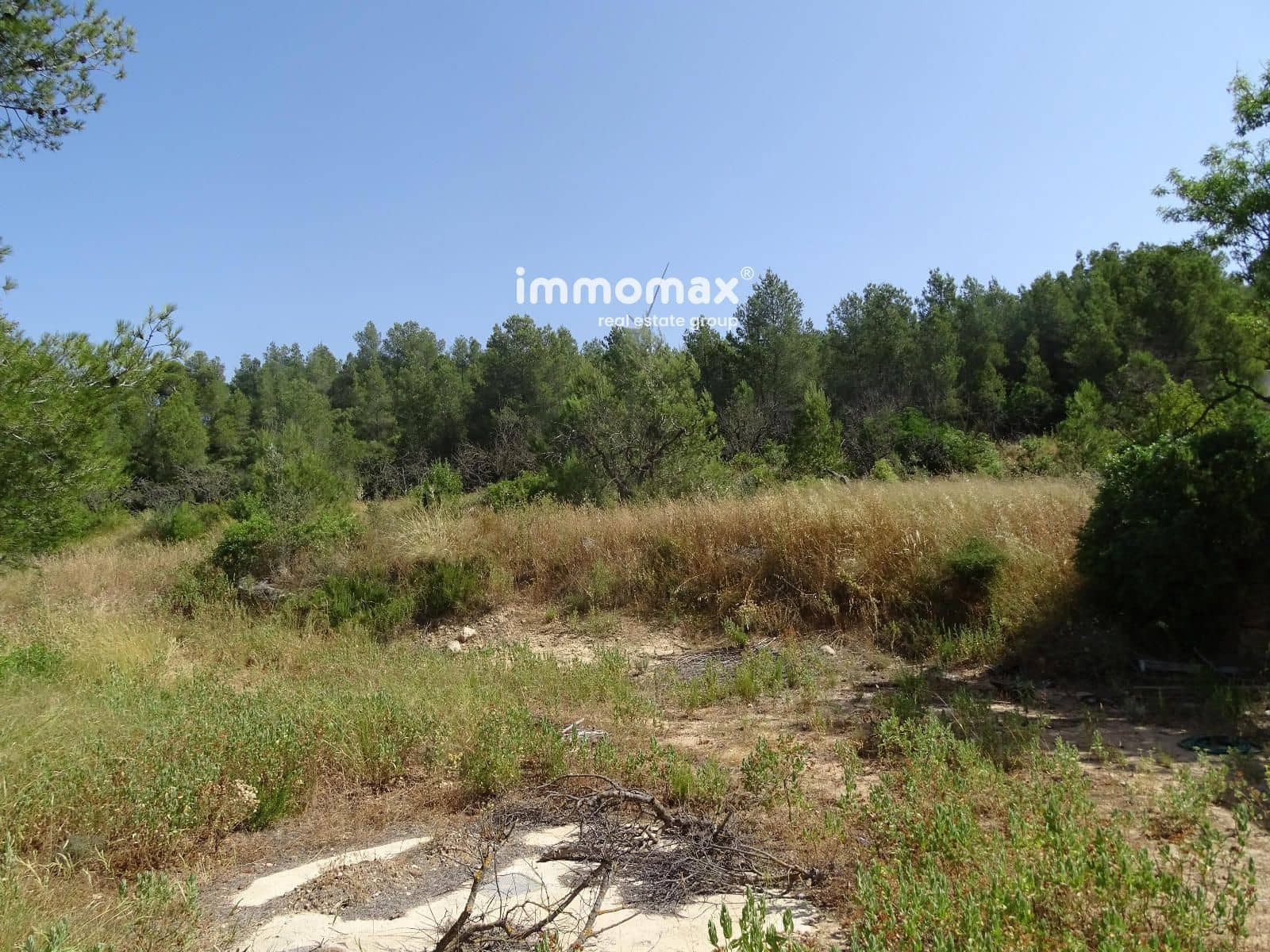 Grunde uden byggetilladelser til salg i Caseres - € 59.000 (Ref: 9152732)