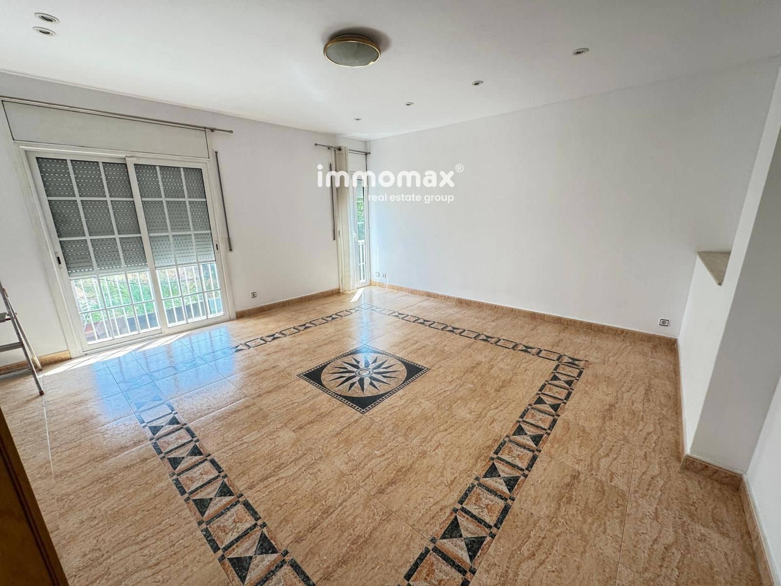 4 soverom Hus til salgs i Sant Boi de Llobregat - € 380 000 (Ref: 9163217)