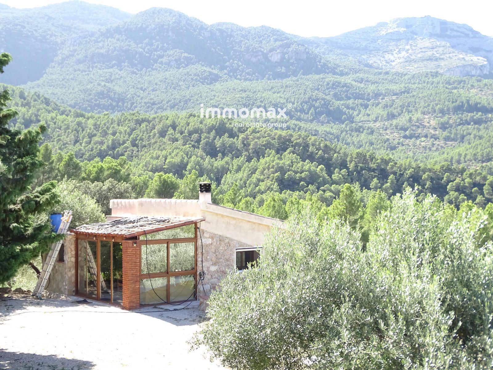 Grunde uden byggetilladelser til salg i Pauls - € 169.000 (Ref: 9164355)