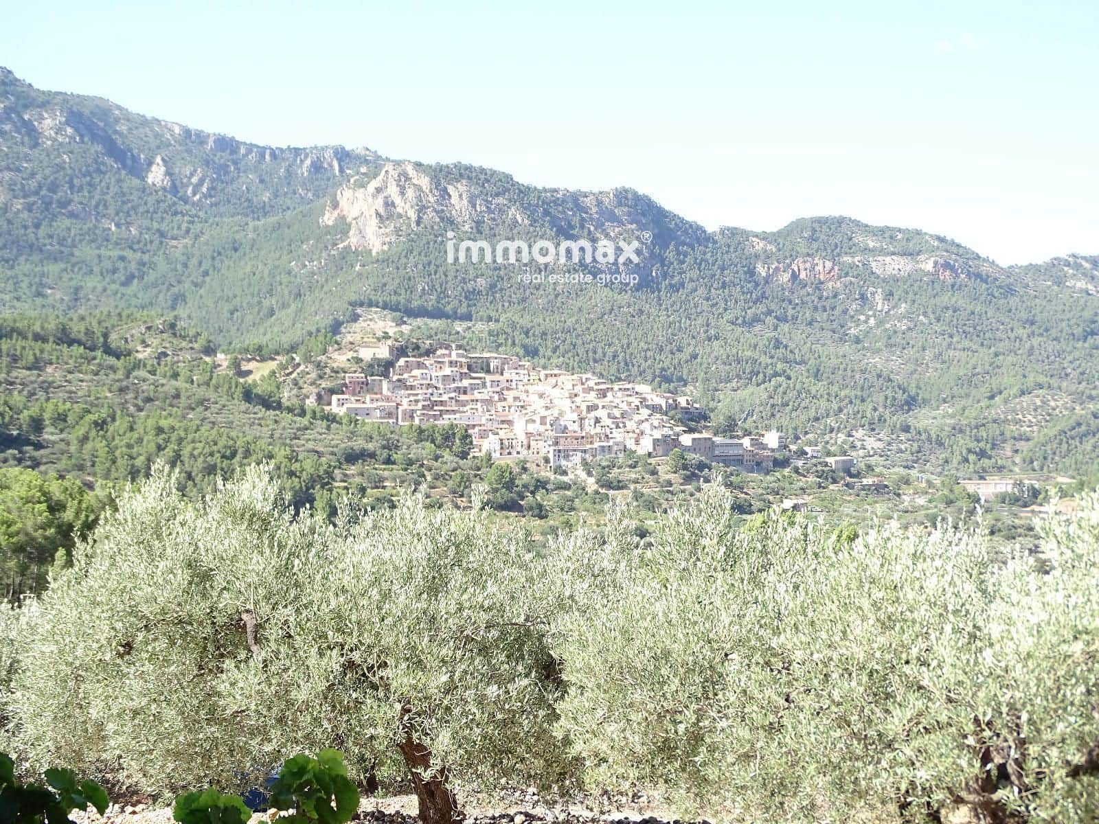 Grunde uden byggetilladelser til salg i Pauls - € 169.000 (Ref: 9164355)