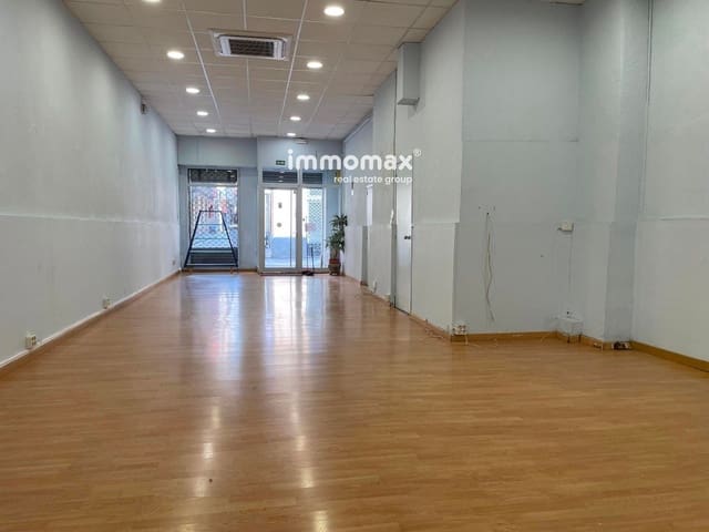 Commercieel te huur in La Vila de Gràcia, Barcelona stad - € 1.700 (Ref: 9187457)