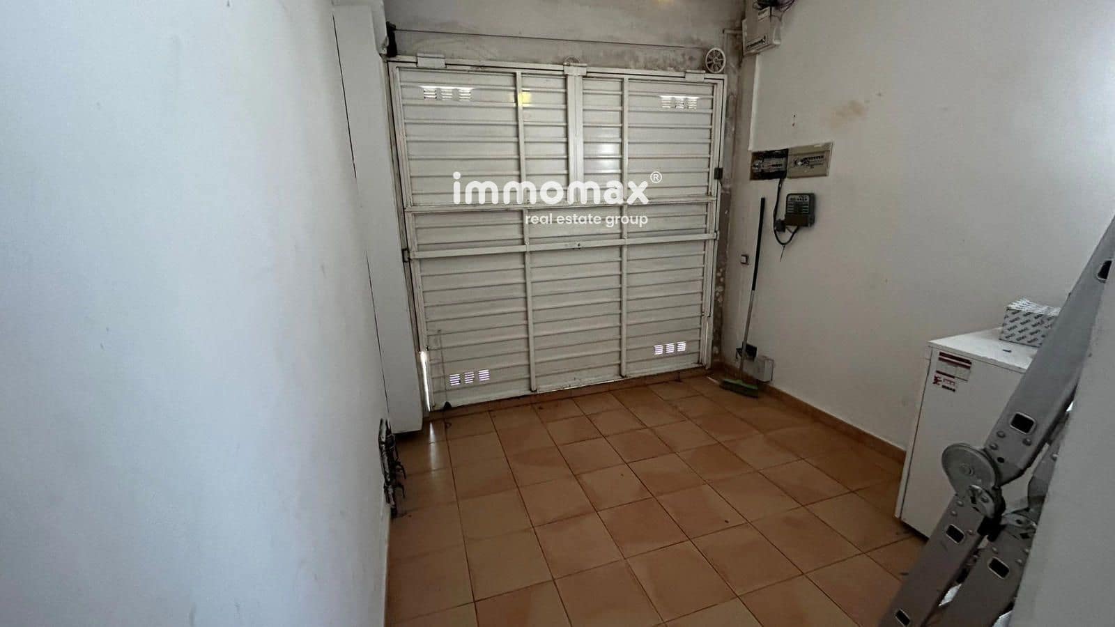 3 slaapkamer Villa te koop in Santa Eulalia de Roncana met zwembad garage - € 370.000 (Ref: 9190603)