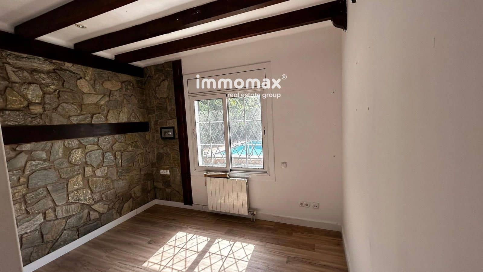 3 slaapkamer Villa te koop in Santa Eulalia de Roncana met zwembad garage - € 370.000 (Ref: 9190603)