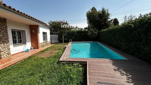 3 soverom Villa til salgs i Santa Eulàlia de Ronçana med svømmebasseng garasje - € 370 000 (Ref: 9190603)