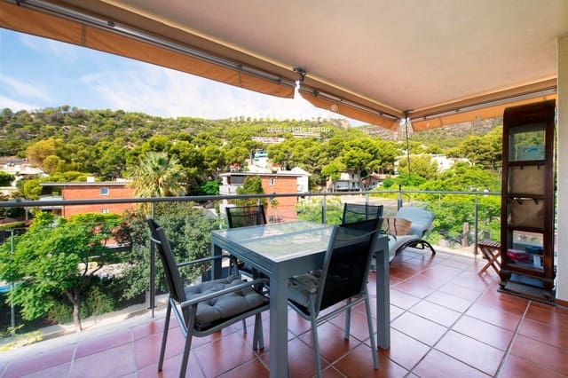 3 makuuhuone Asunto myytävänä paikassa Castelldefels mukana uima-altaan 
autotalli - 620 000 € (Ref: 9228969)