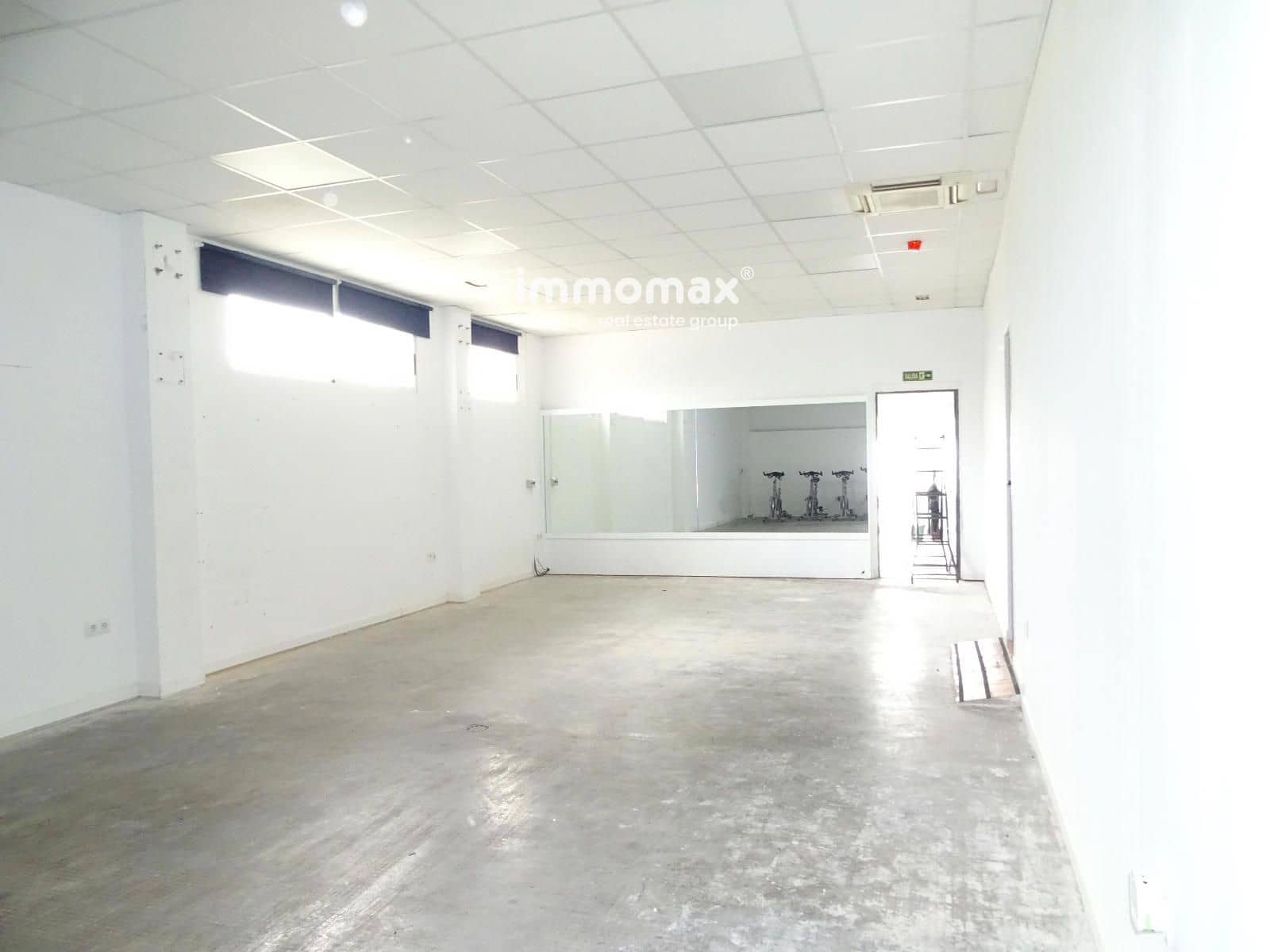 Erhverv til salg i Tortosa - € 106.000 (Ref: 9237861)