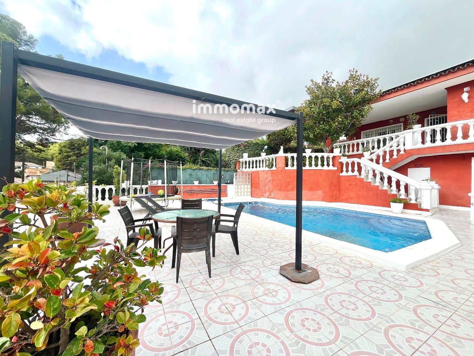 5 soverom Villa til salgs i Castelldefels med svømmebasseng garasje - € 1 036 000 (Ref: 9246131)