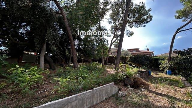 Działka budowlana na sprzedaż w Lliçà d'Amunt - 160 000 € (Ref: 9249499)