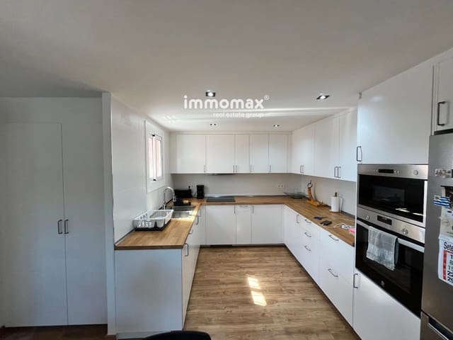 4 bedroom Villa for sale in Cunit with pool garage - € 345,000 (Ref: 9263999)