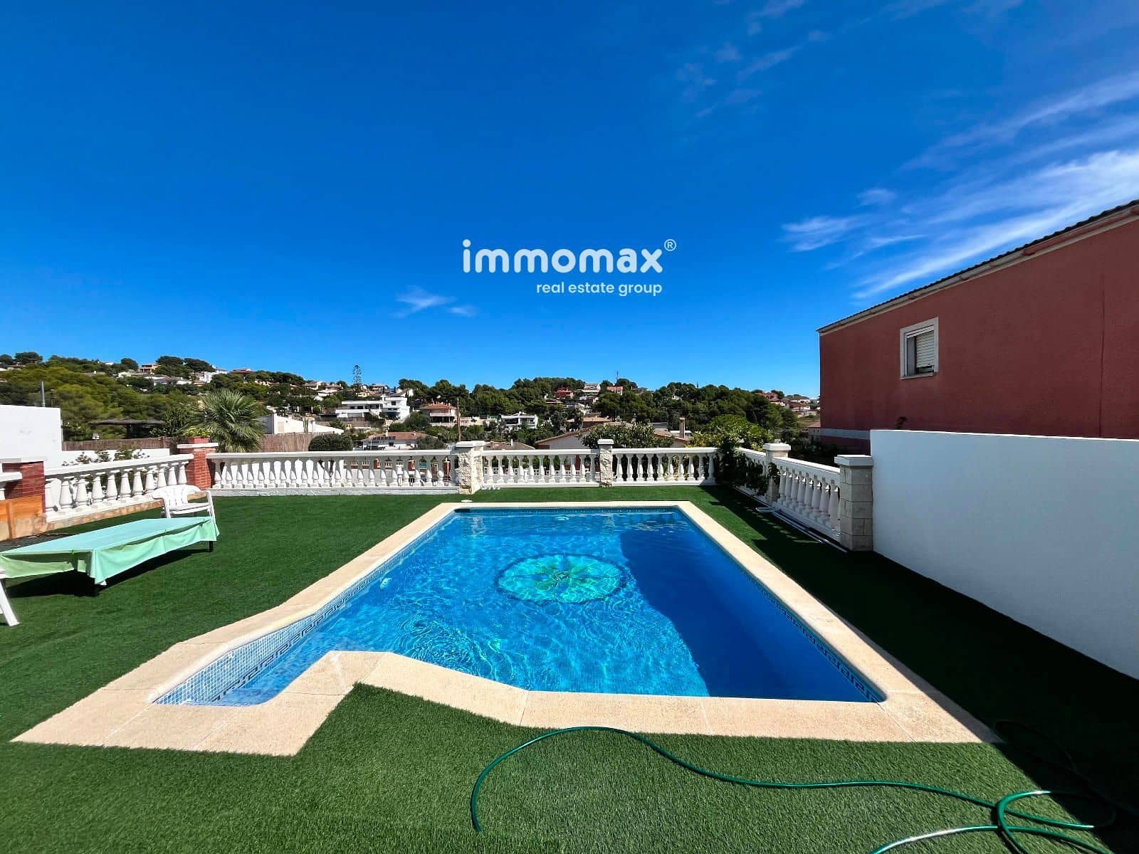4 bedroom Villa for sale in Cunit with pool garage - € 345,000 (Ref: 9263999)
