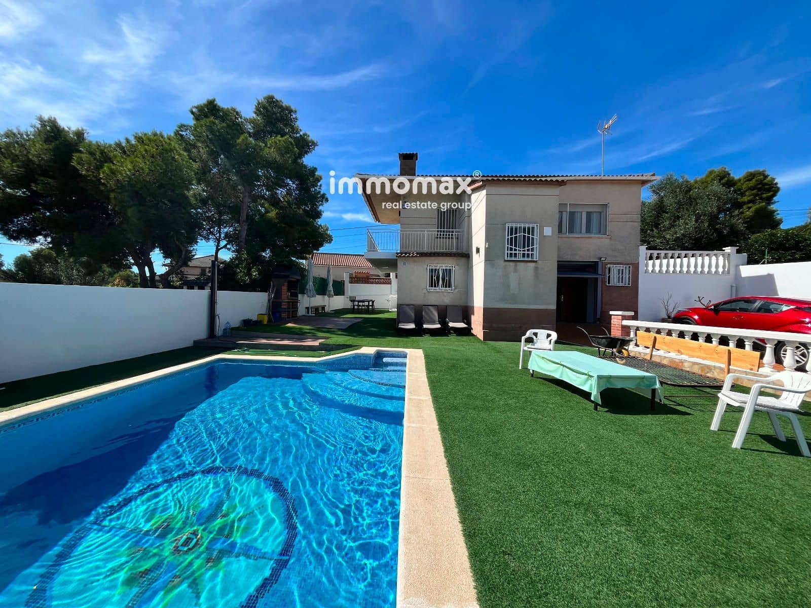 4 bedroom Villa for sale in Cunit with pool garage - € 345,000 (Ref: 9263999)