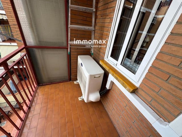 4 makuuhuone Asunto myytävänä paikassa Sant Boi de Llobregat - 250 000 € (Ref: 9268934)