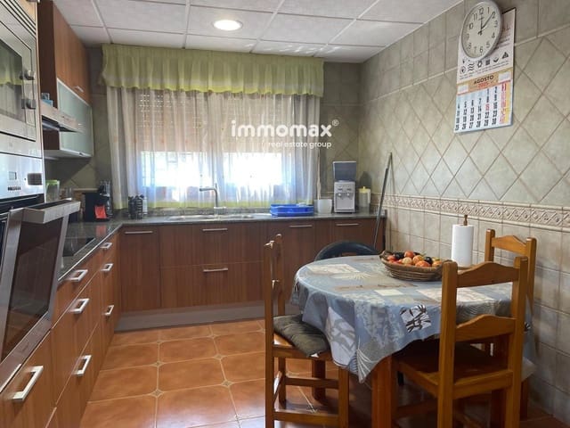 1 soverom Villa til salgs i Aldover med svømmebasseng garasje - € 210 000 (Ref: 9273155)