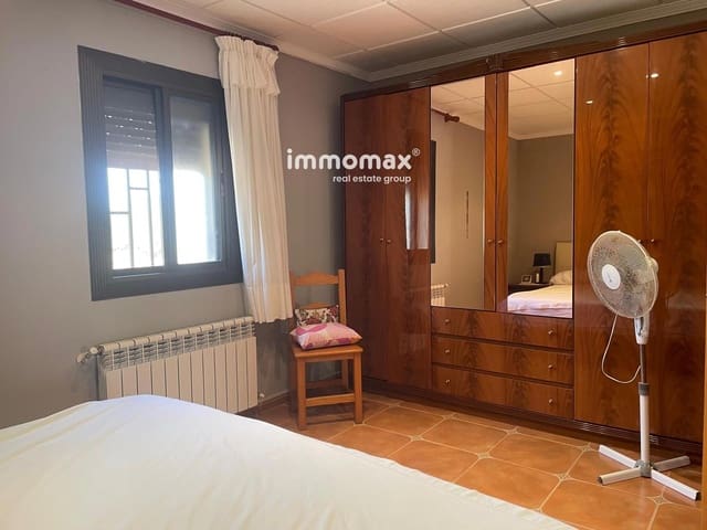 1 soverom Villa til salgs i Aldover med svømmebasseng garasje - € 210 000 (Ref: 9273155)