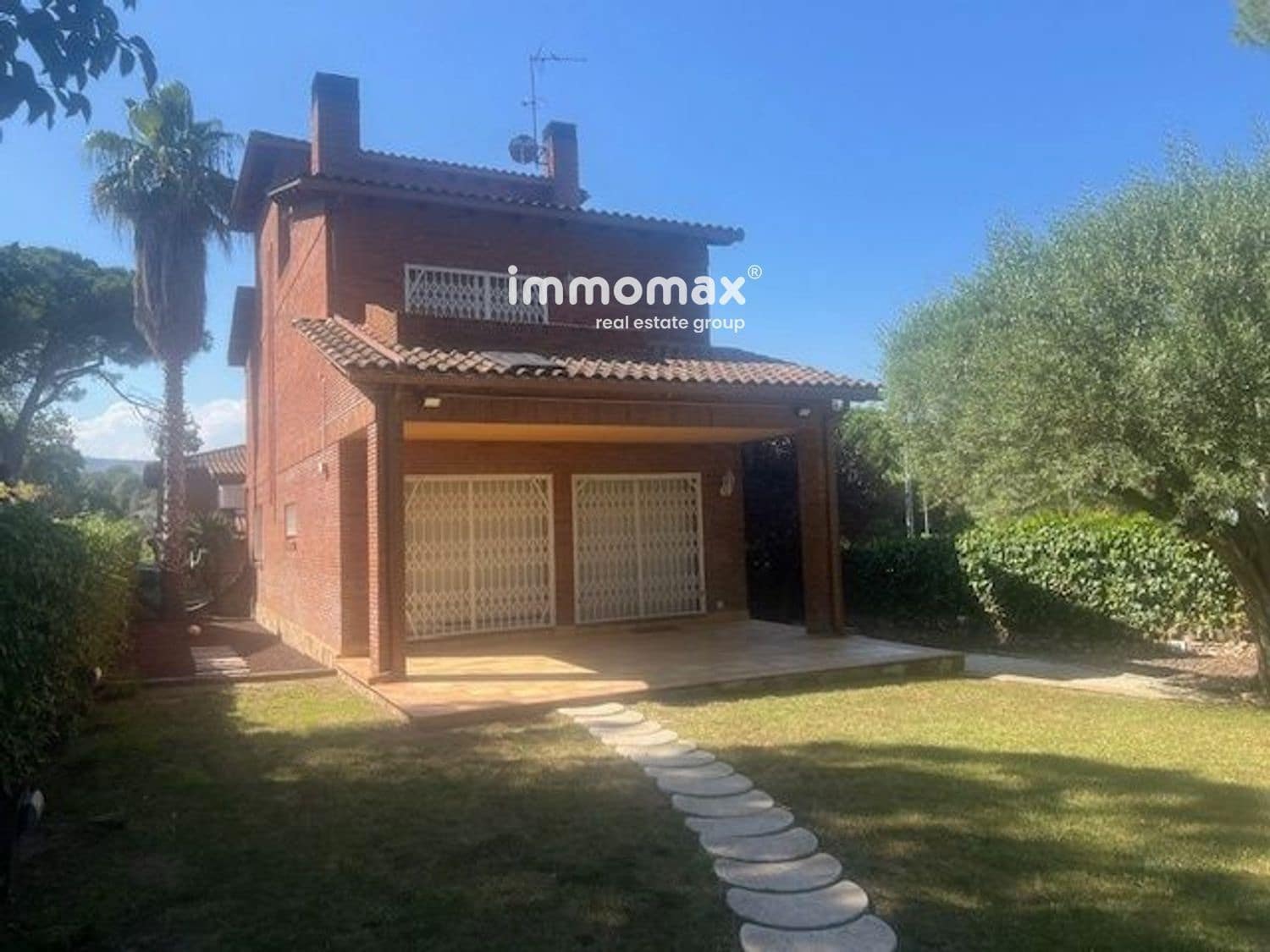 4 soveværelse Villa til salg i Begues med swimmingpool garage - € 750.000 (Ref: 9275211)