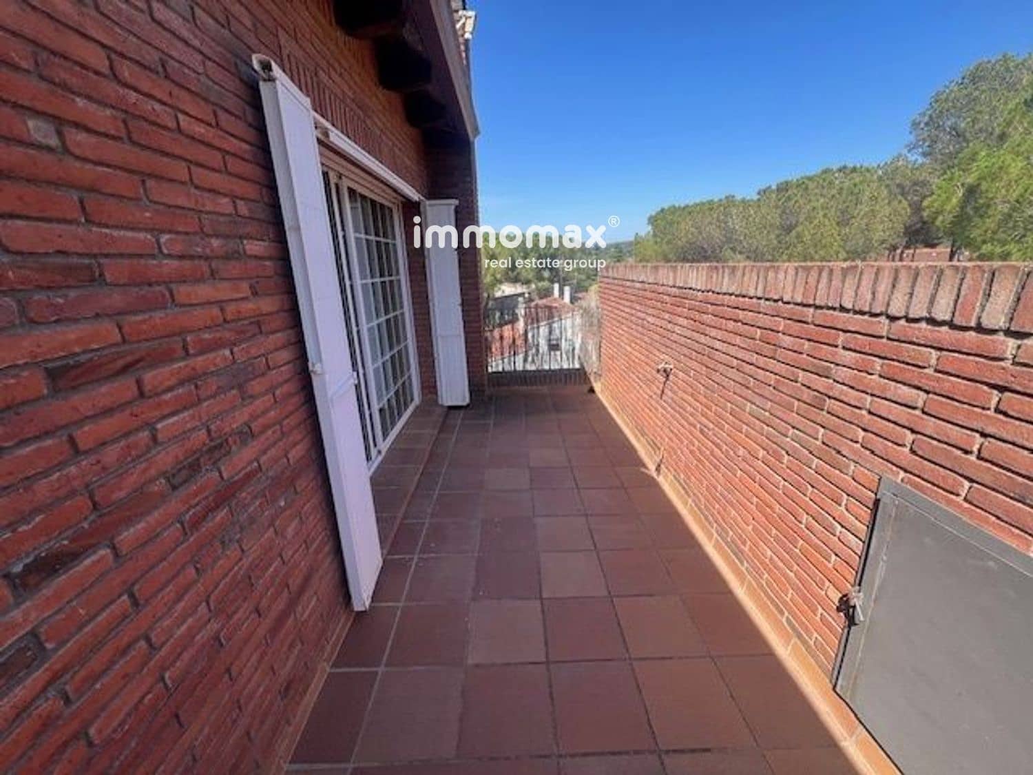 4 soveværelse Villa til salg i Begues med swimmingpool garage - € 750.000 (Ref: 9275211)