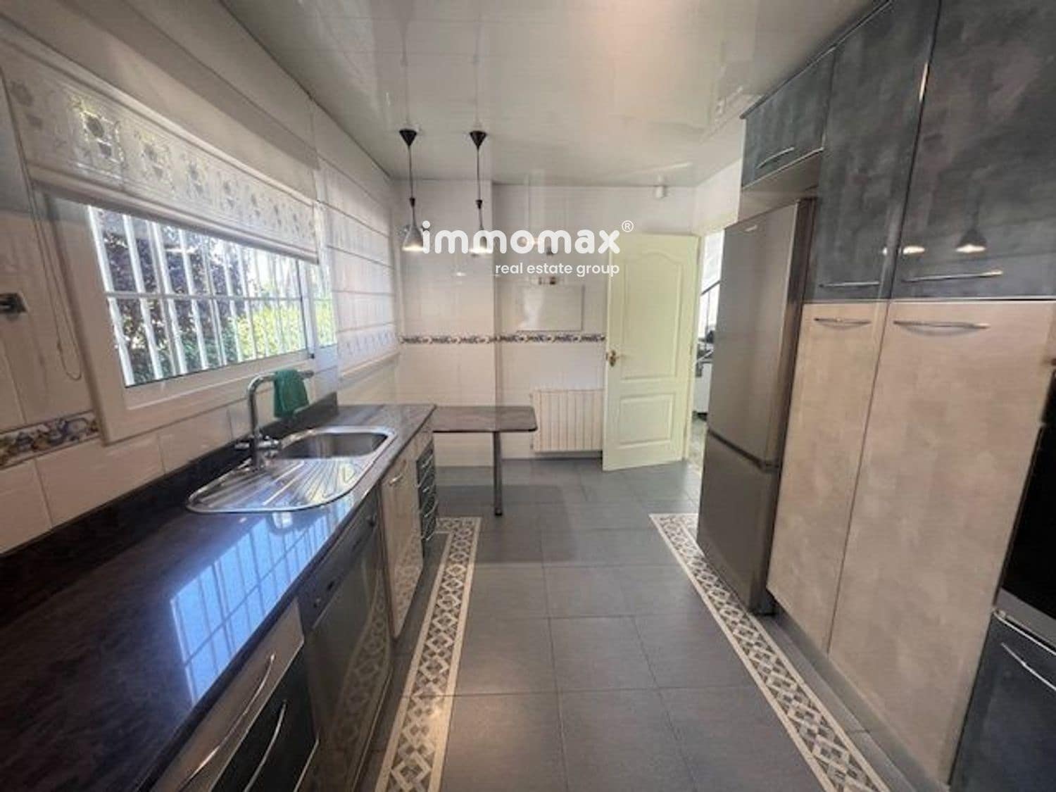 4 soveværelse Villa til salg i Begues med swimmingpool garage - € 750.000 (Ref: 9275211)