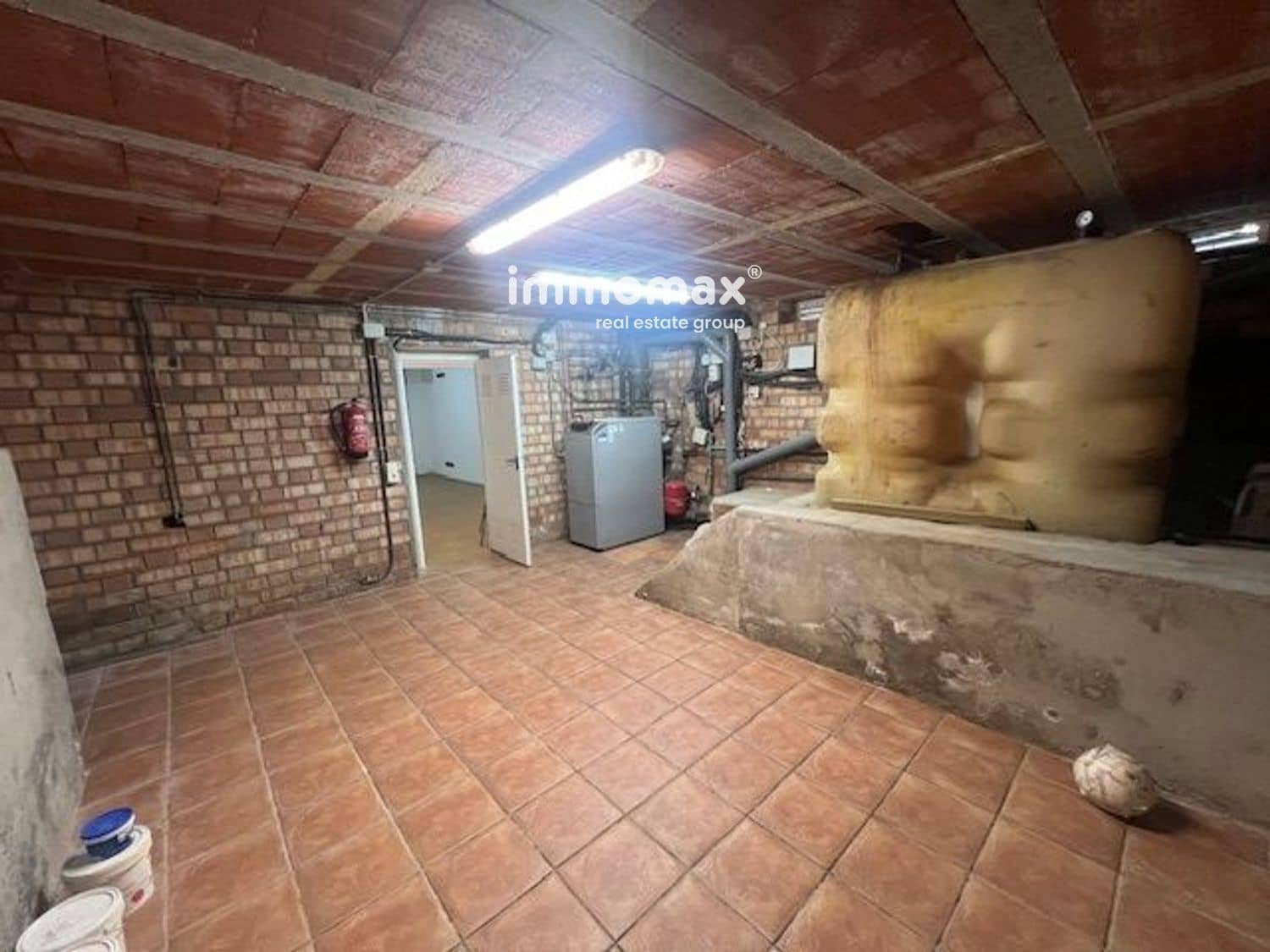 4 soveværelse Villa til salg i Begues med swimmingpool garage - € 750.000 (Ref: 9275211)