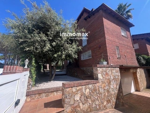 4 soverom Villa til salgs i Begues med svømmebasseng garasje - € 750 000 (Ref: 9275211)