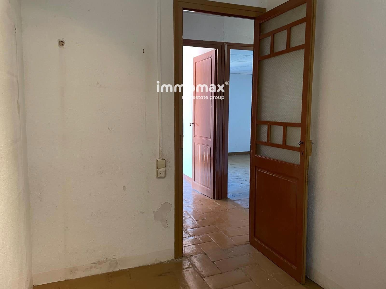 8 soveværelse Villa til salg i Bitem med garage - € 315.000 (Ref: 9278484)