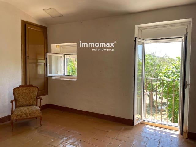 8 soverom Villa til salgs i Bitem, Tortosa med garasje - € 315 000 (Ref: 9278484)