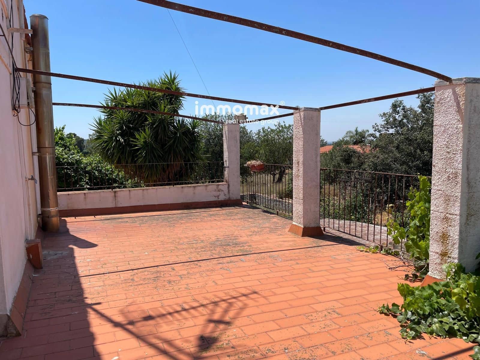 8 soveværelse Villa til salg i Bitem med garage - € 315.000 (Ref: 9278484)