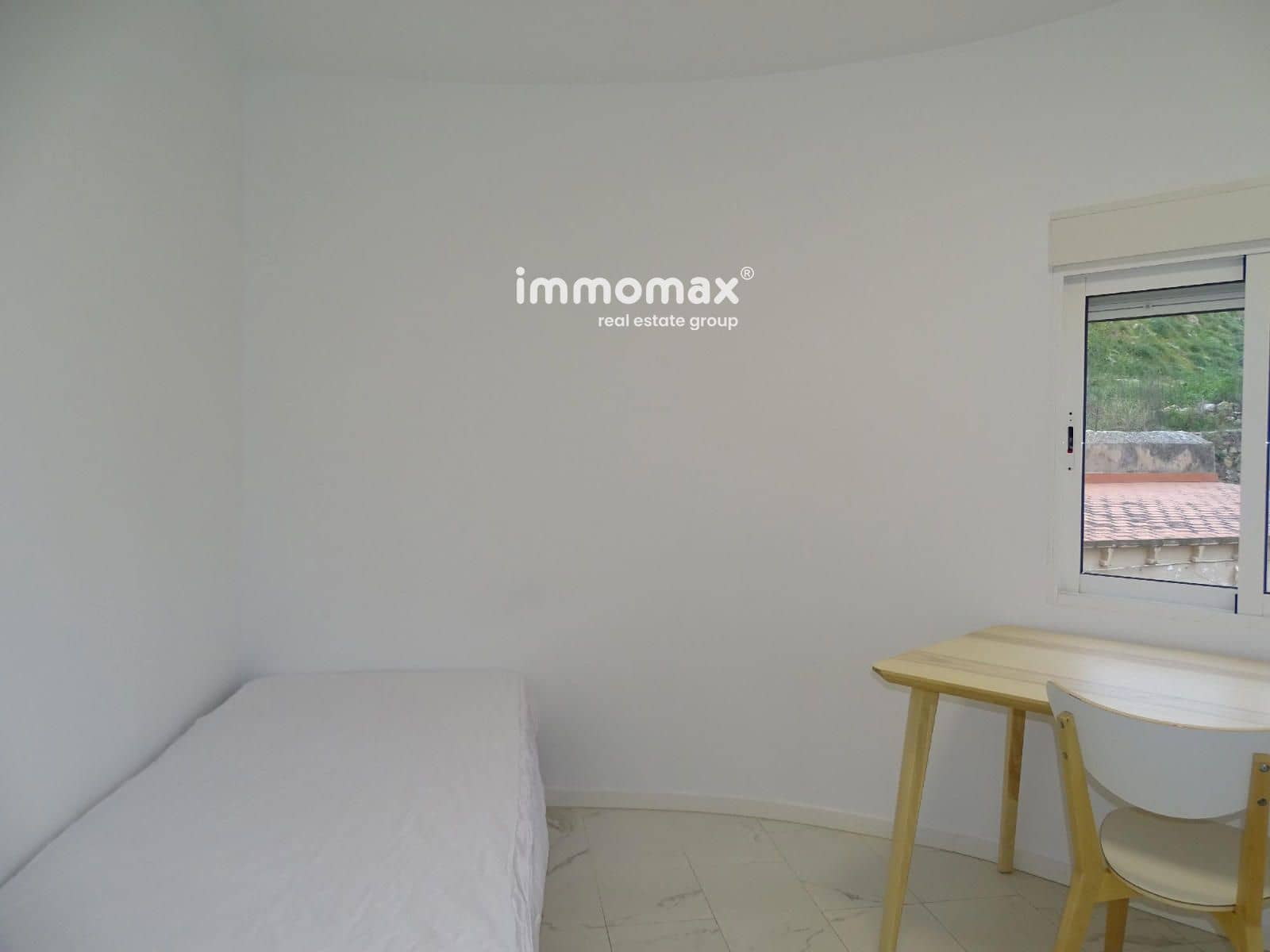 6 bedroom Villa for sale in Tortosa - € 216,000 (Ref: 9282637)