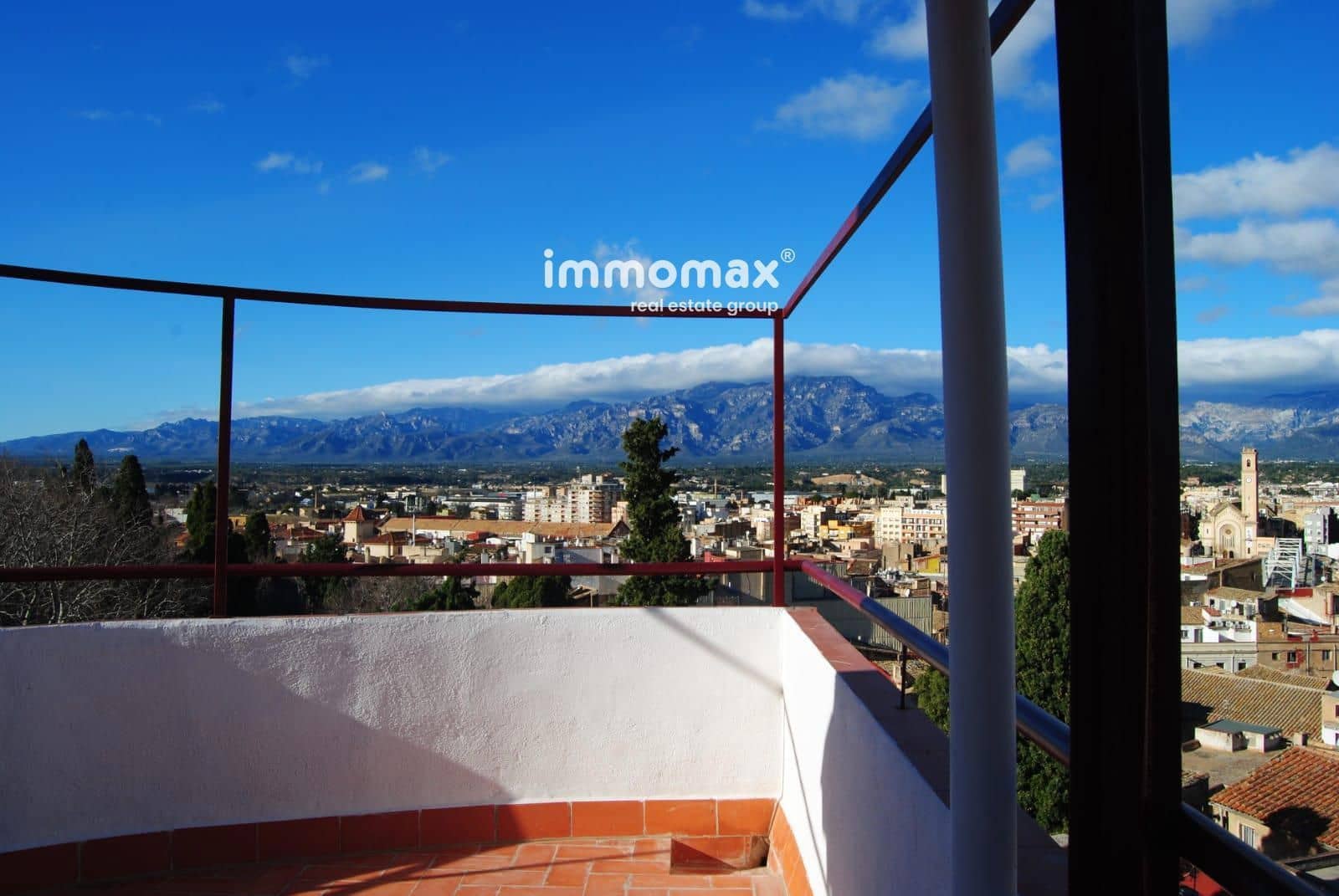 6 bedroom Villa for sale in Tortosa - € 216,000 (Ref: 9282637)