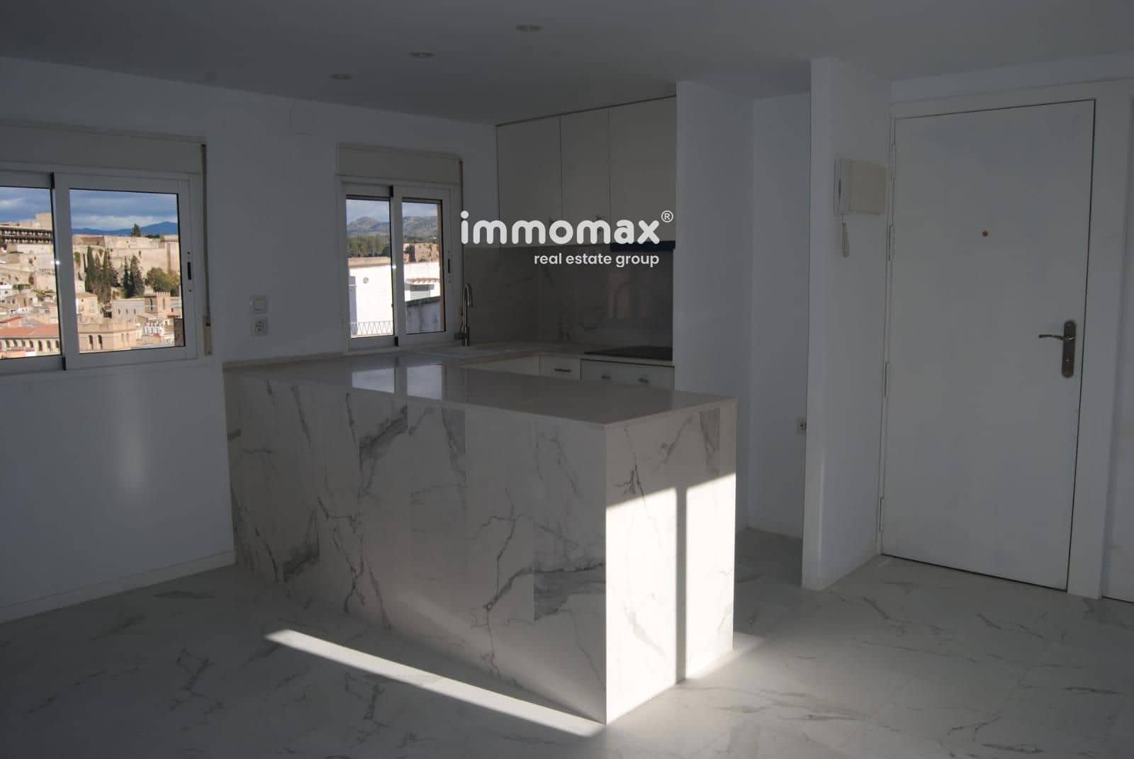 6 bedroom Villa for sale in Tortosa - € 216,000 (Ref: 9282637)