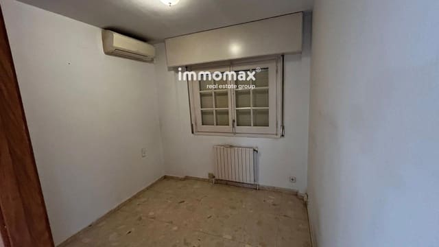 5 soverom Villa til salgs i Santa Eulàlia de Ronçana med garasje - € 379 000 (Ref: 9293999)